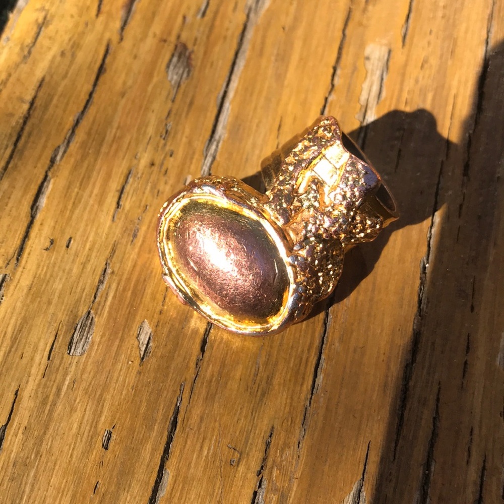 Authentic Yves Saint Laurent arty ring - gold
